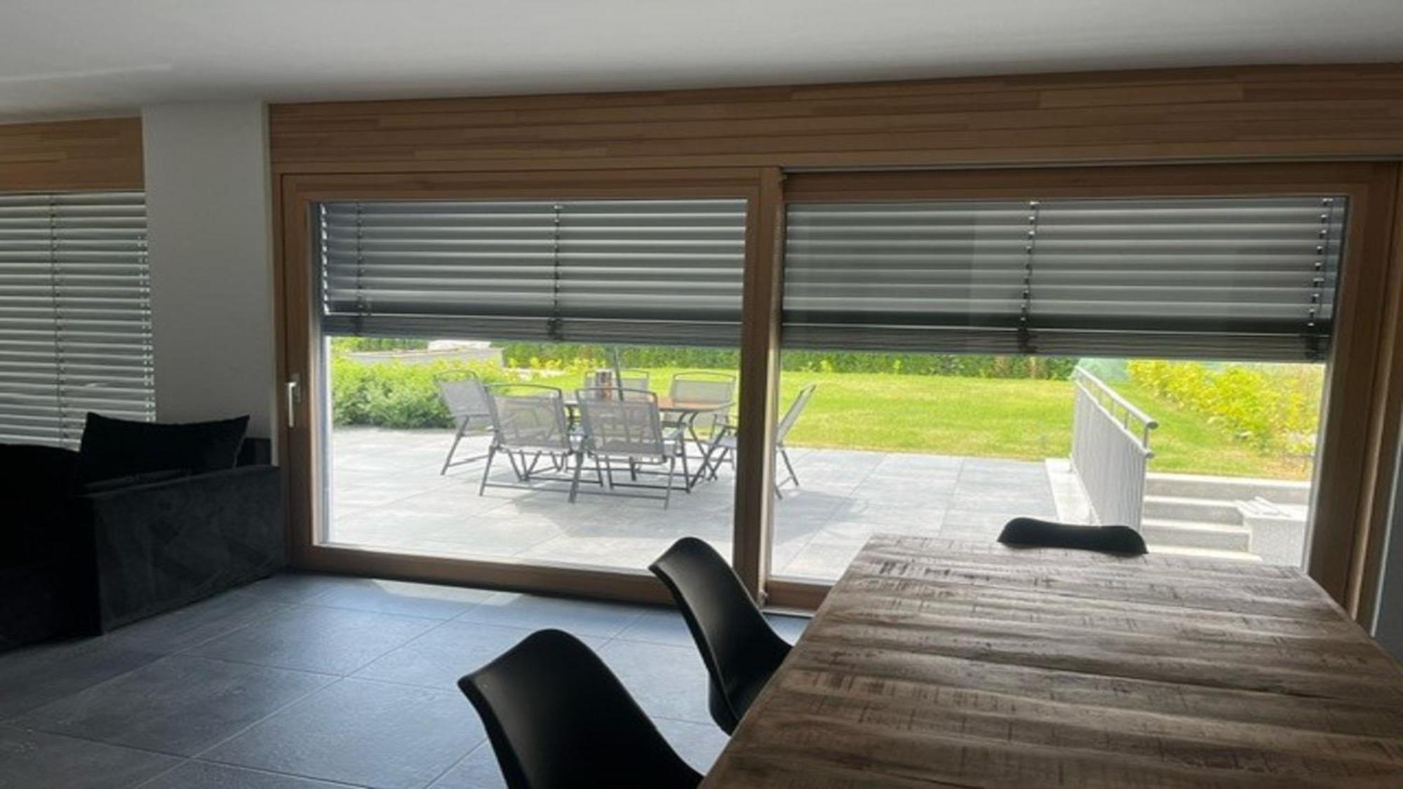 Moderne Ferienwohnung Sonnenbuehl Singen Exterior foto