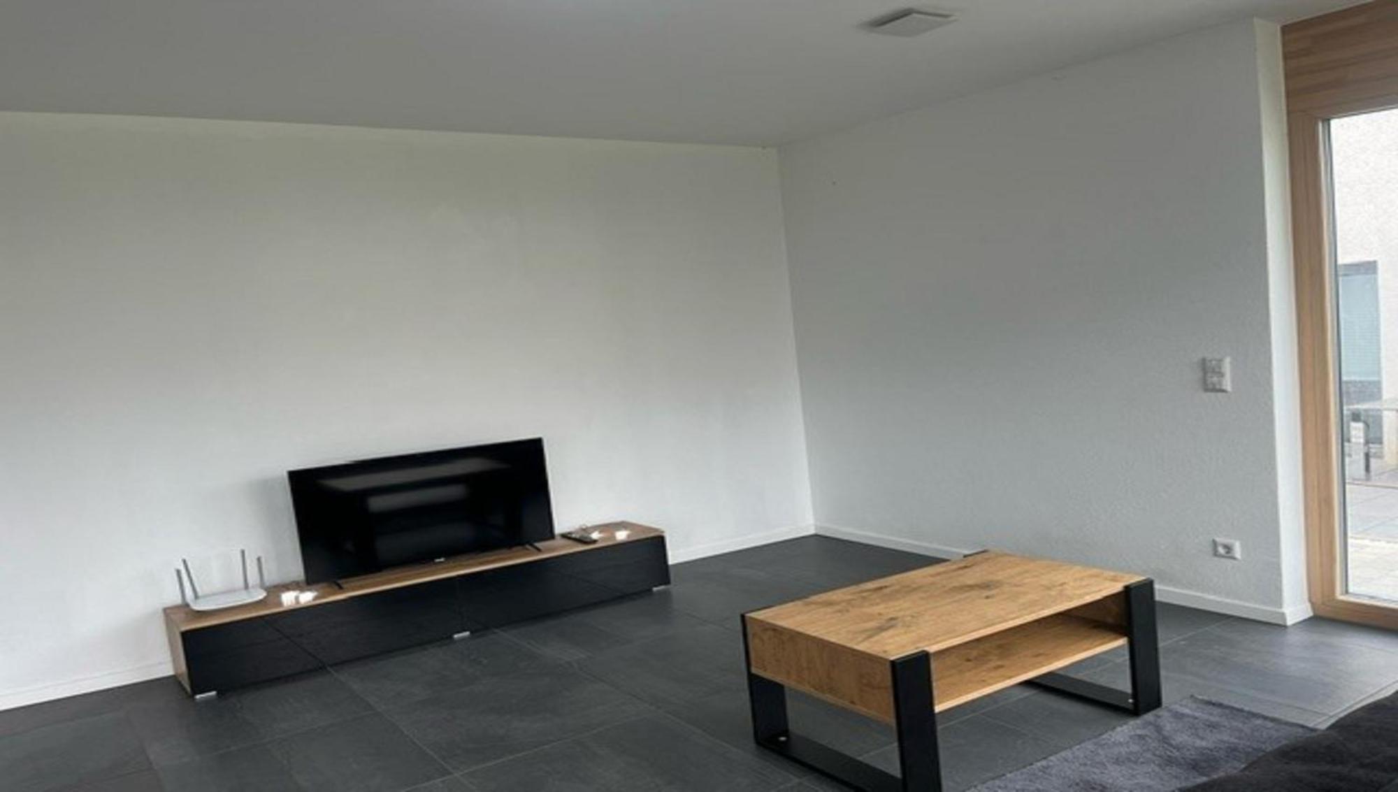 Moderne Ferienwohnung Sonnenbuehl Singen Exterior foto