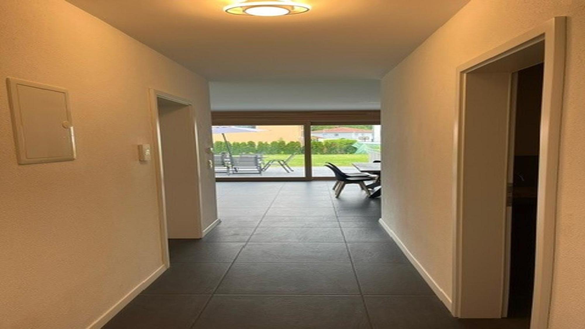 Moderne Ferienwohnung Sonnenbuehl Singen Exterior foto